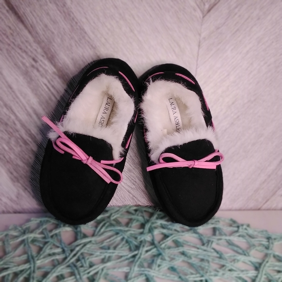 Laura Ashley Toddler Black/Pink Moccasin Slippers Sz;Small (11-12) Girl - Picture 3 of 7